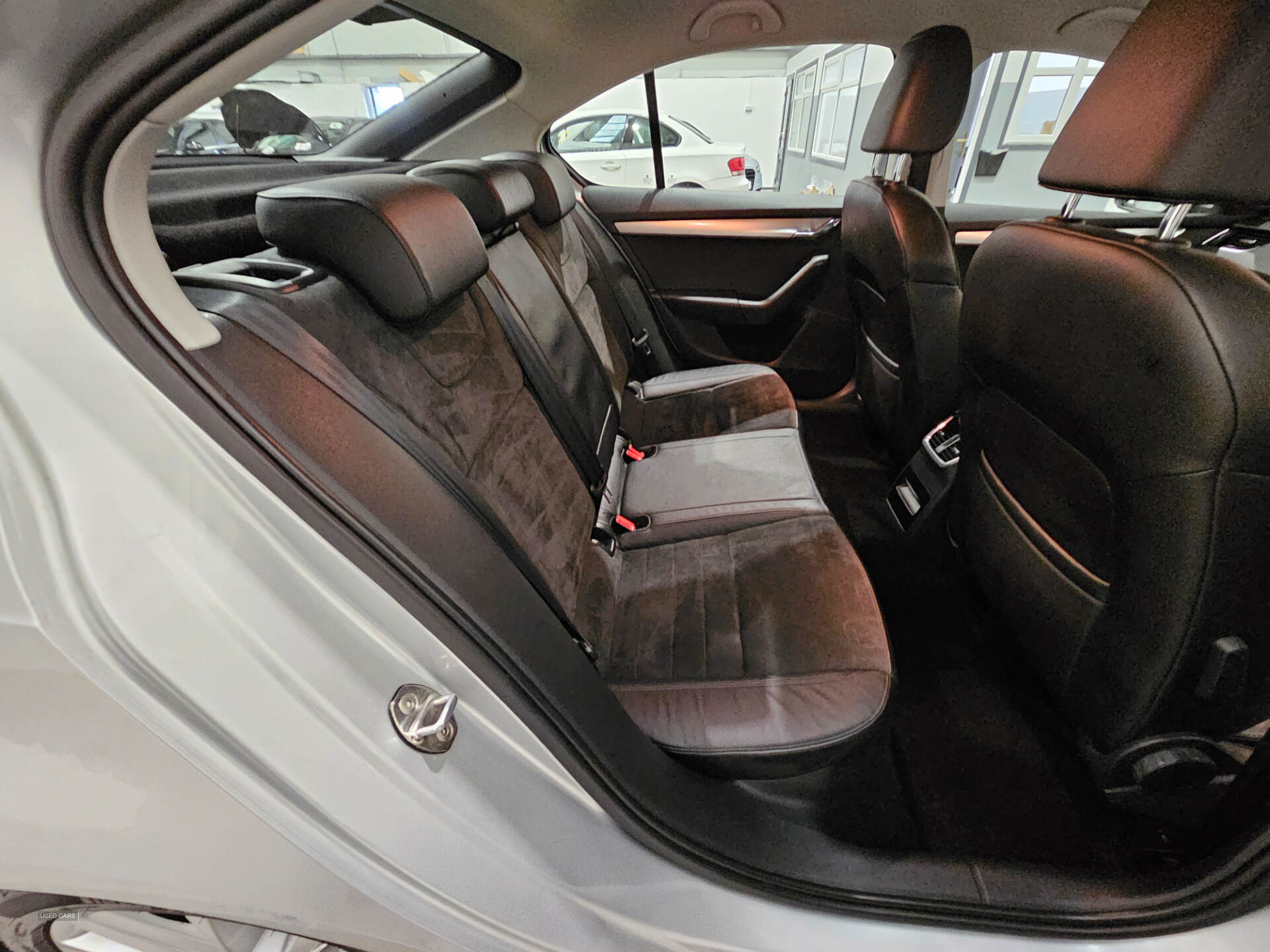 Nov 2015 Skoda Octavia 1.6 TDI CR 110 SE L 5dr