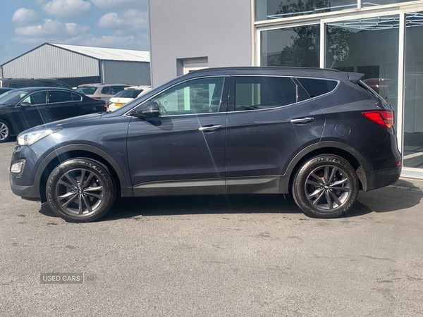 Hyundai Santa Fe DIESEL ESTATE in Antrim