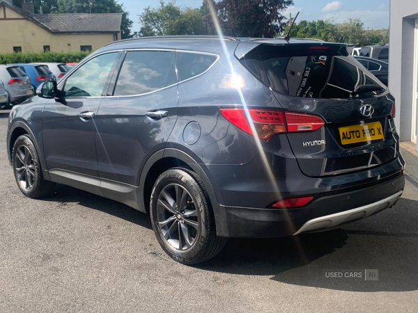 Hyundai Santa Fe DIESEL ESTATE in Antrim