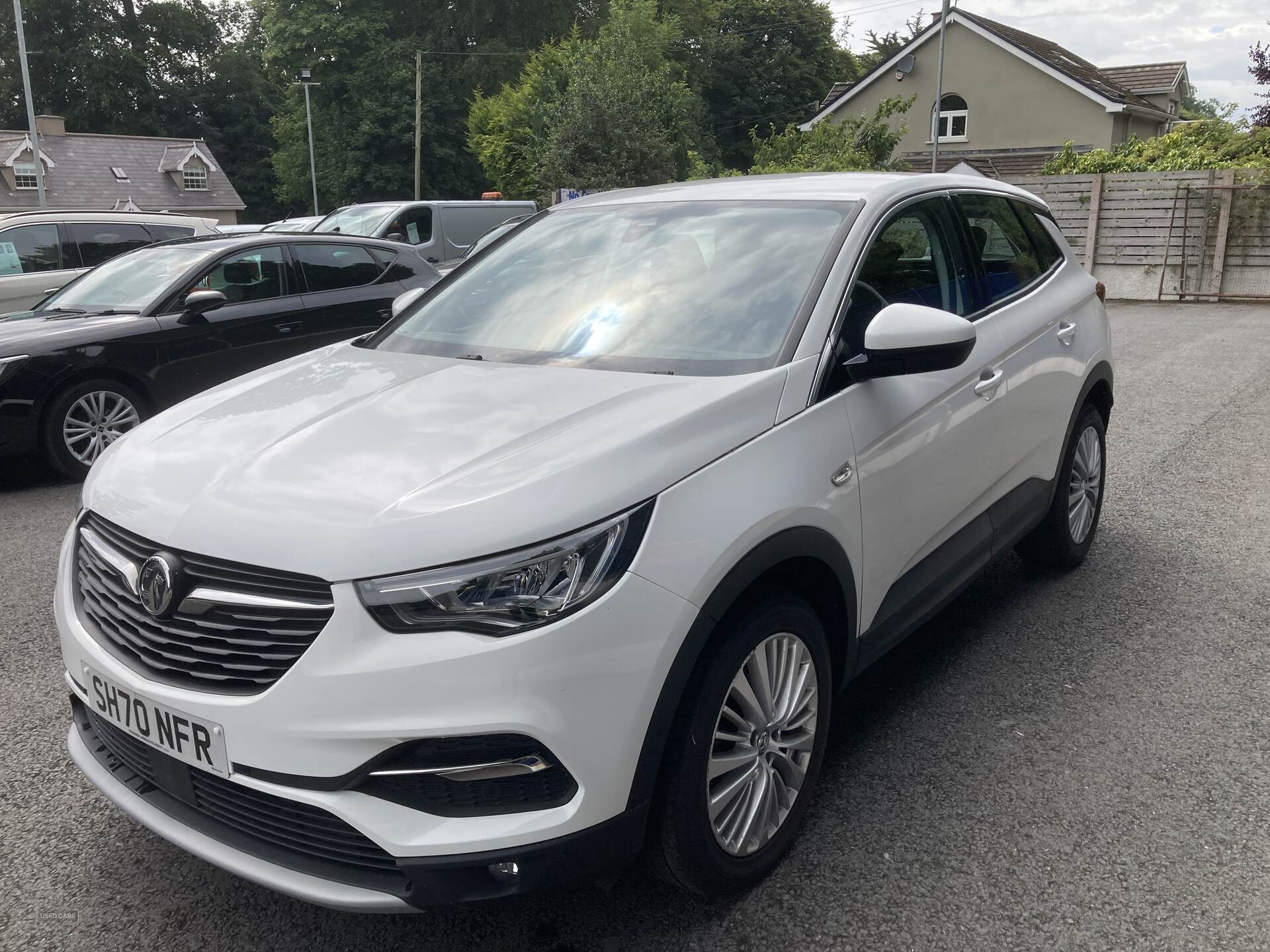 Nov 2020 Vauxhall Grandland X 1.5 Turbo D Business Edition Nav 5dr