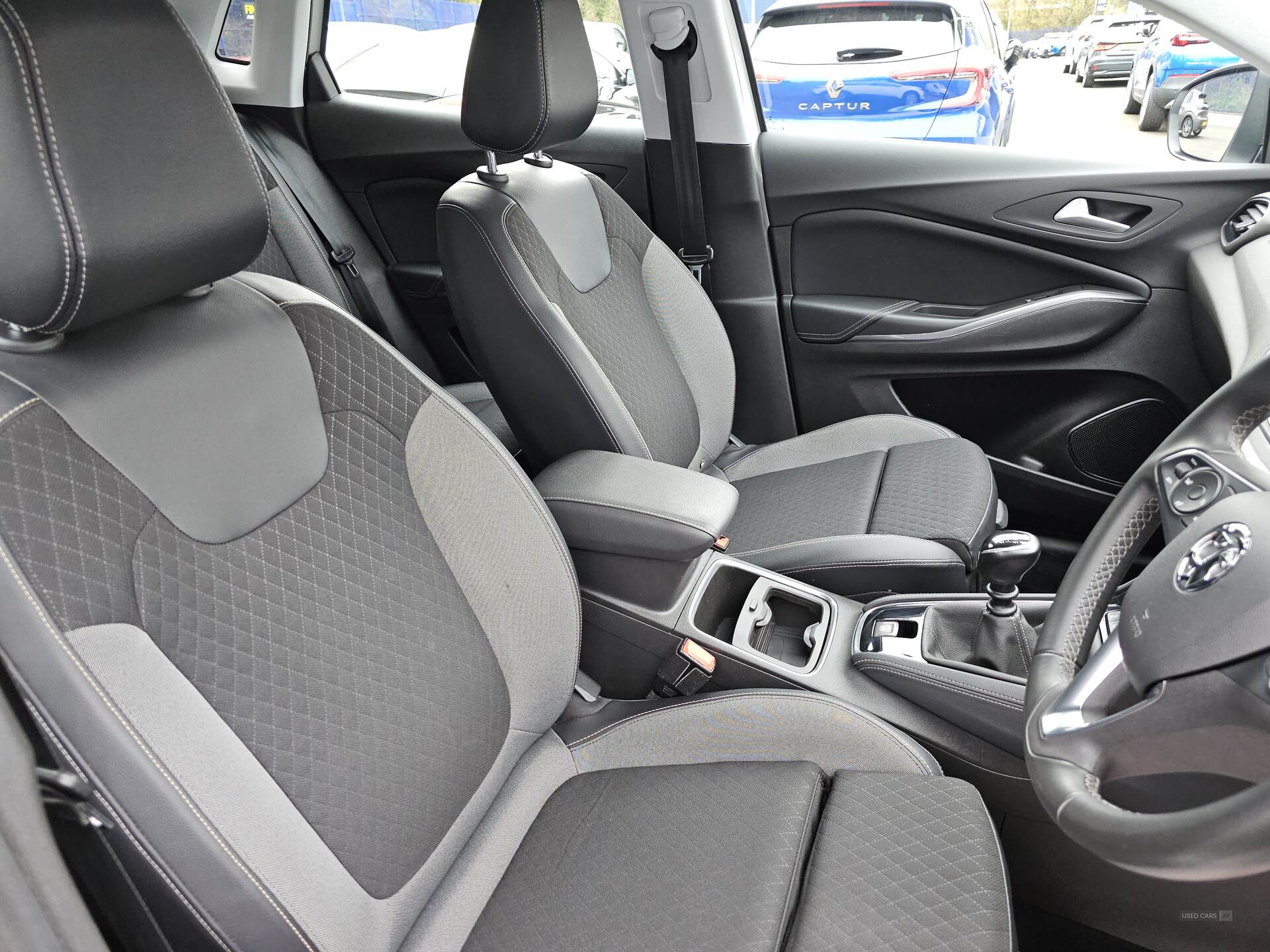 Nov 2020 Vauxhall Grandland X 1.5 Turbo D Business Edition Nav 5dr