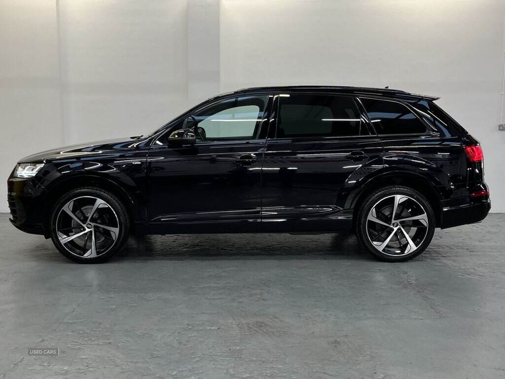 Nov 2017 Audi Q7 3.0 TDI Quattro S Line 5dr Tip Auto