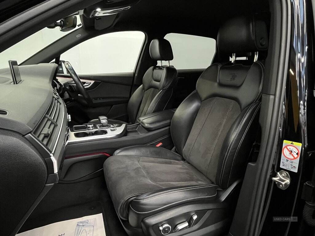 Nov 2017 Audi Q7 3.0 TDI Quattro S Line 5dr Tip Auto