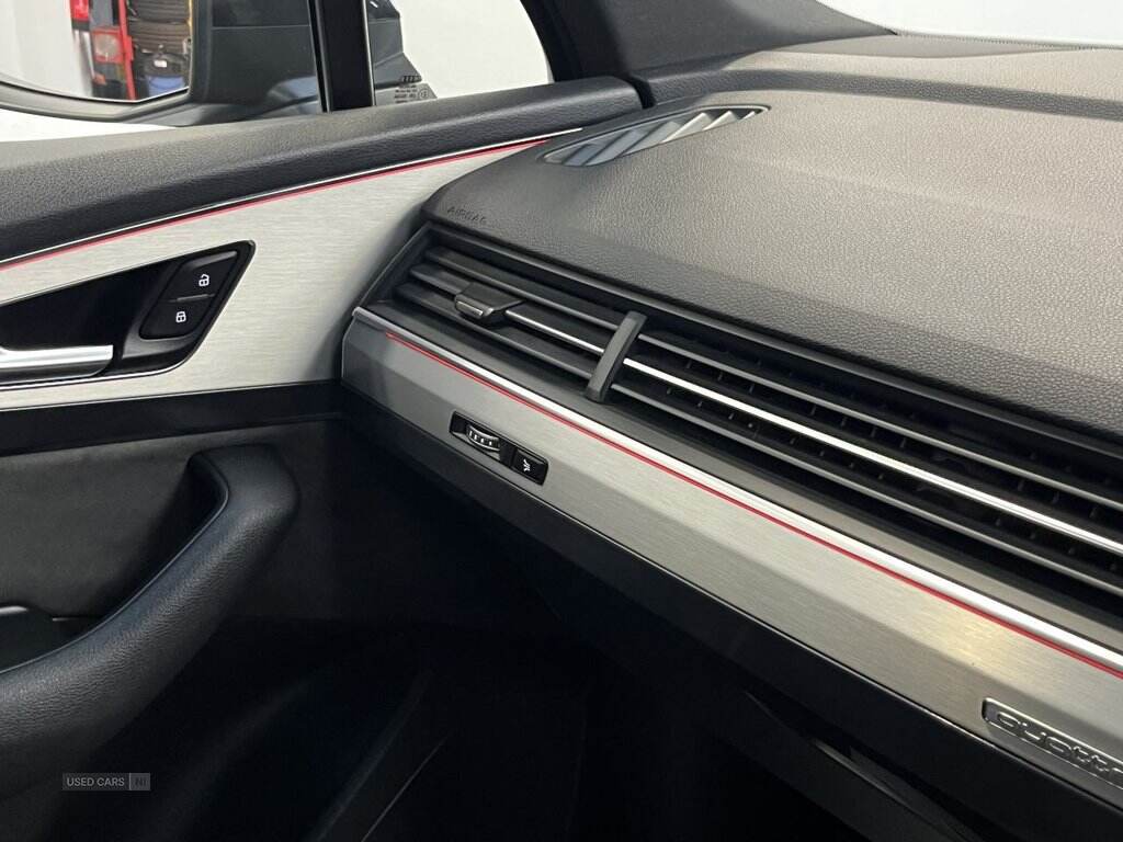 Nov 2017 Audi Q7 3.0 TDI Quattro S Line 5dr Tip Auto