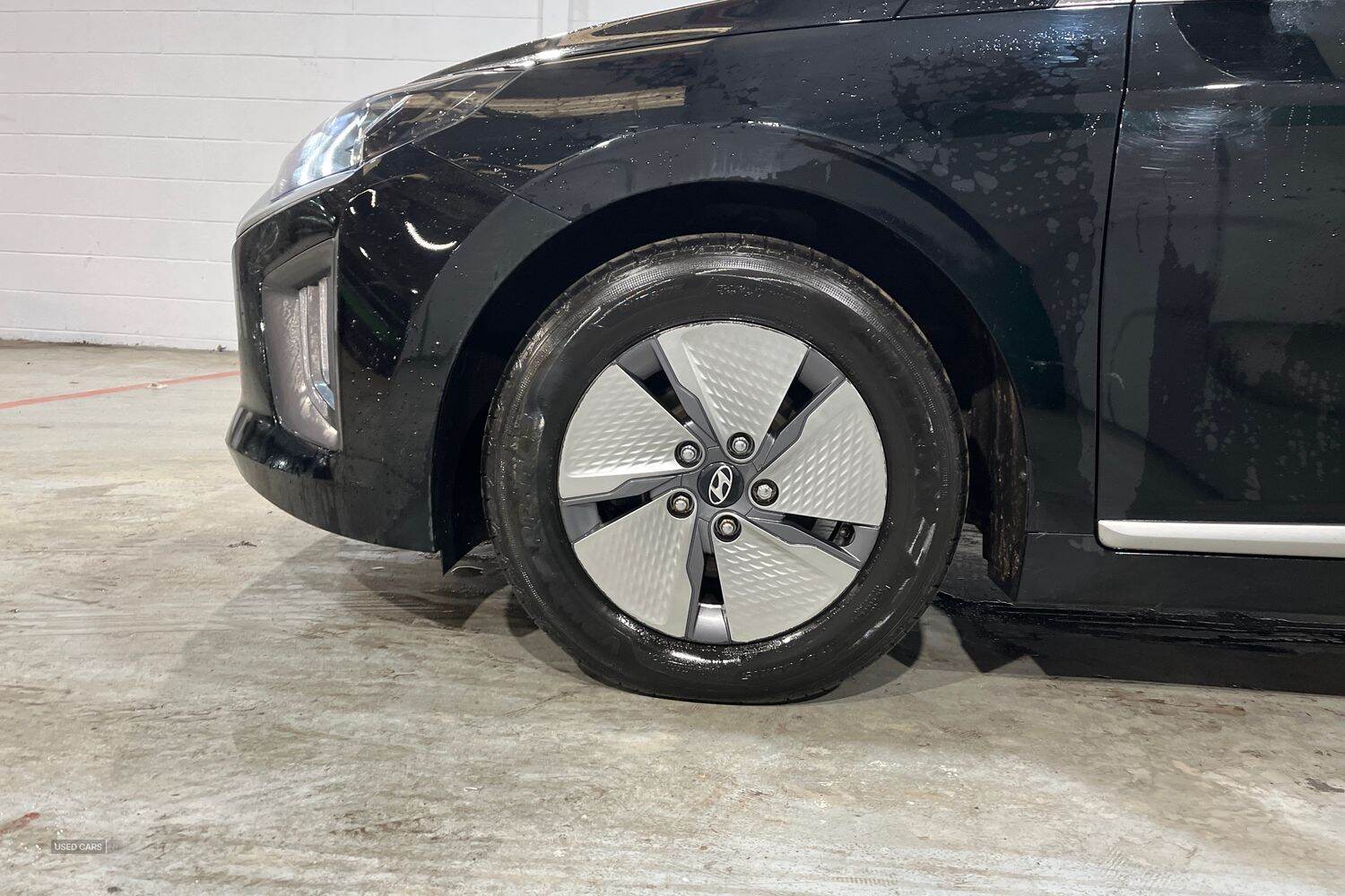 Jan 2022 Hyundai Ioniq 1.6 GDi Hybrid Premium 5dr DCT