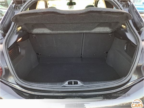 Peugeot 208 HATCHBACK in Down