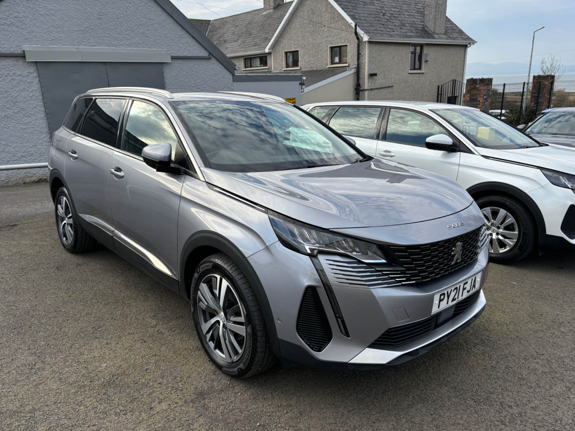 Peugeot 5008 DIESEL ESTATE in Derry / Londonderry