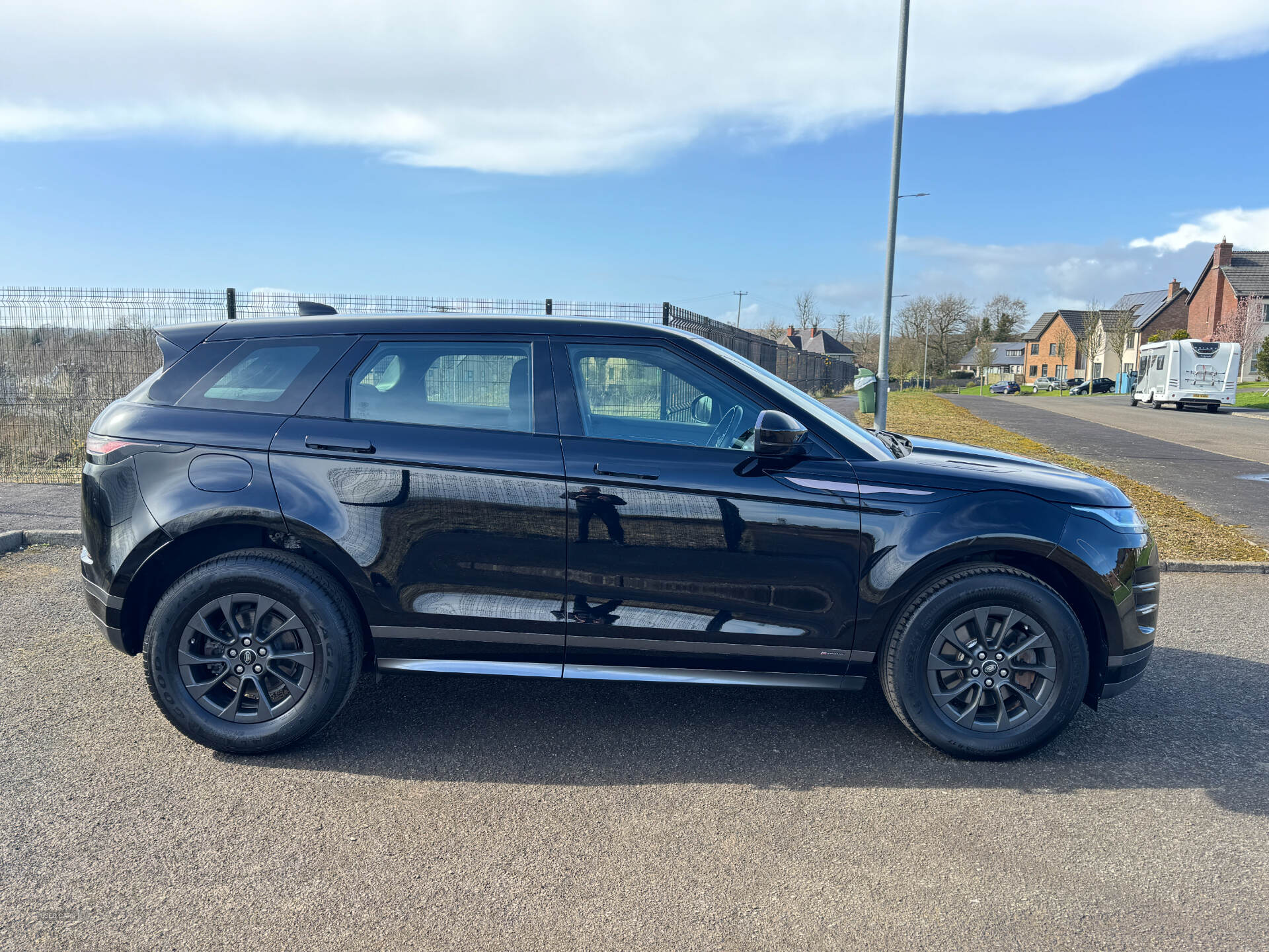 Jan 2020 Land Rover Range Rover Evoque 2.0 D150 R-Dynamic 5dr 2WD