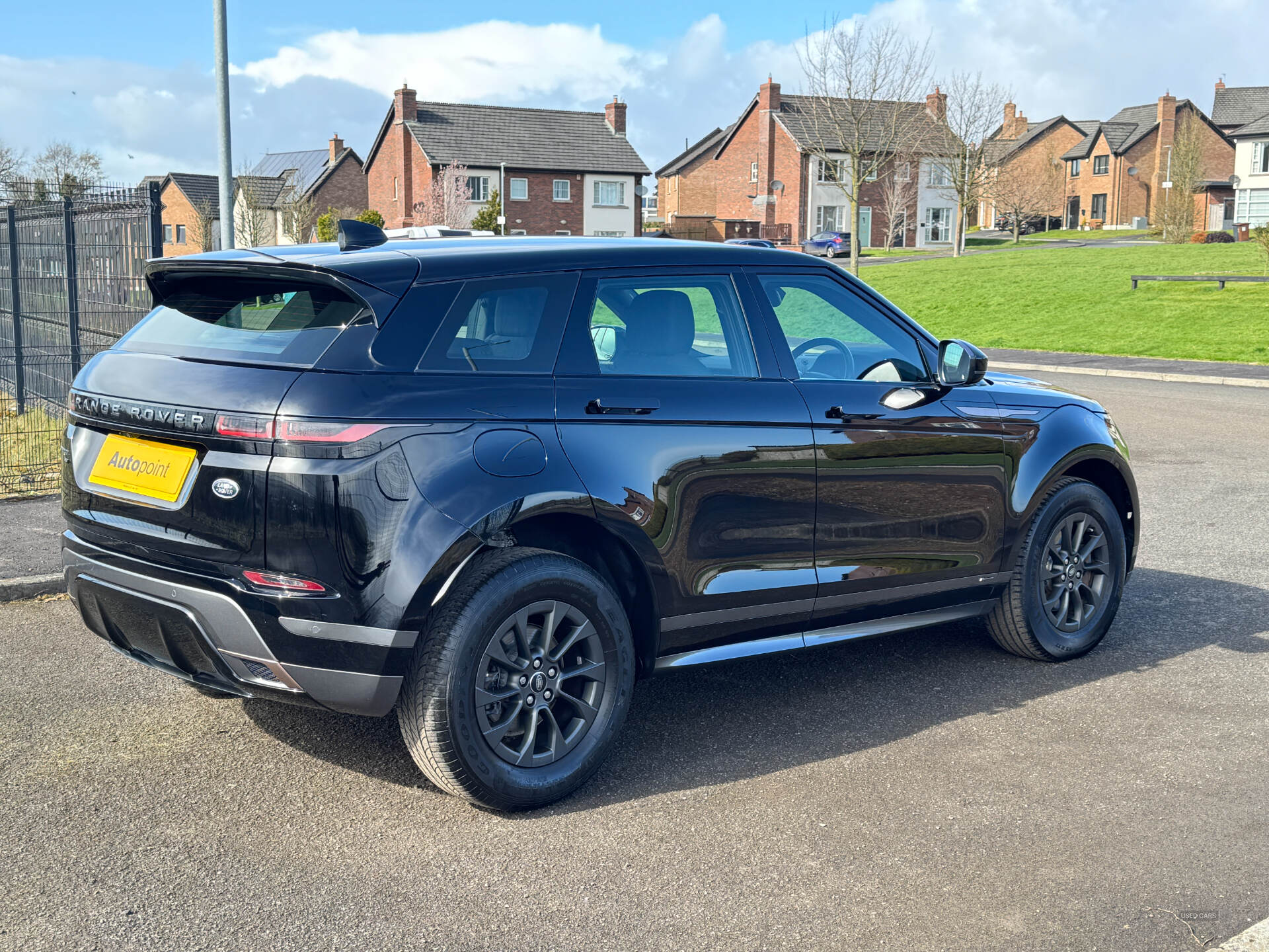 Jan 2020 Land Rover Range Rover Evoque 2.0 D150 R-Dynamic 5dr 2WD