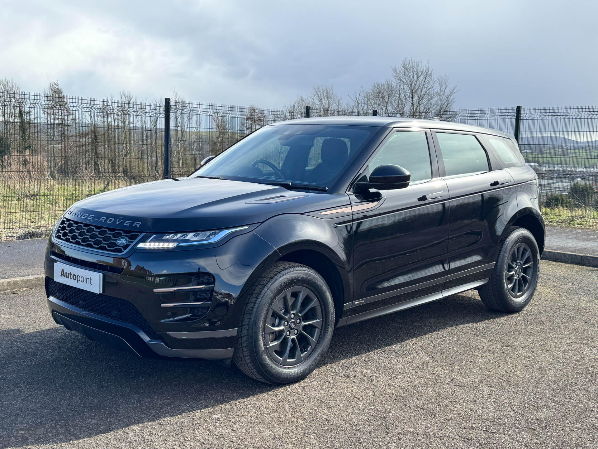 Jan 2020 Land Rover Range Rover Evoque 2.0 D150 R-Dynamic 5dr 2WD