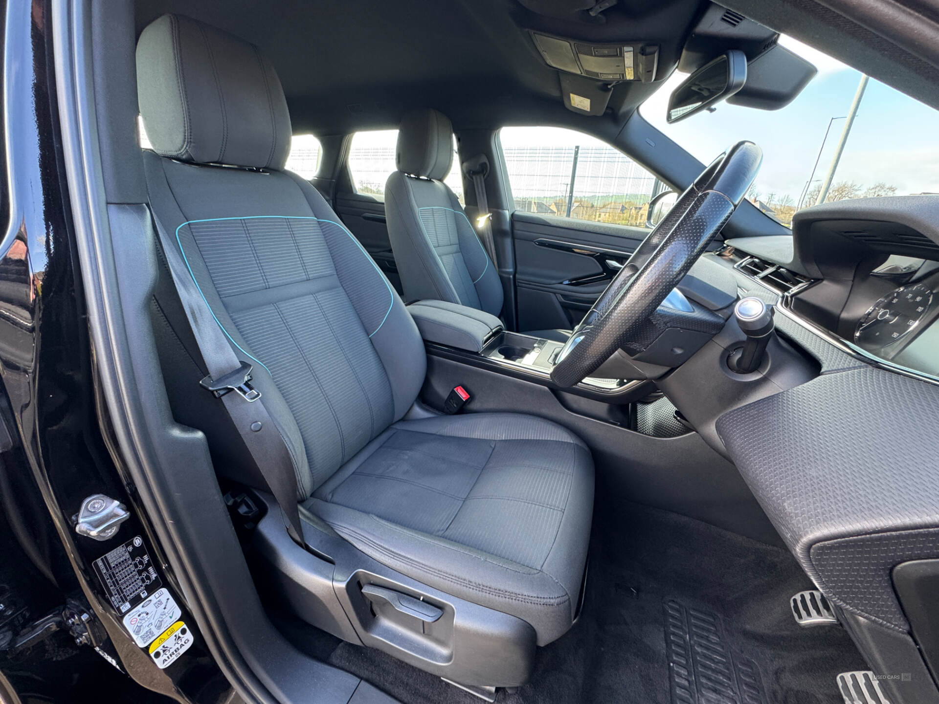 Jan 2020 Land Rover Range Rover Evoque 2.0 D150 R-Dynamic 5dr 2WD