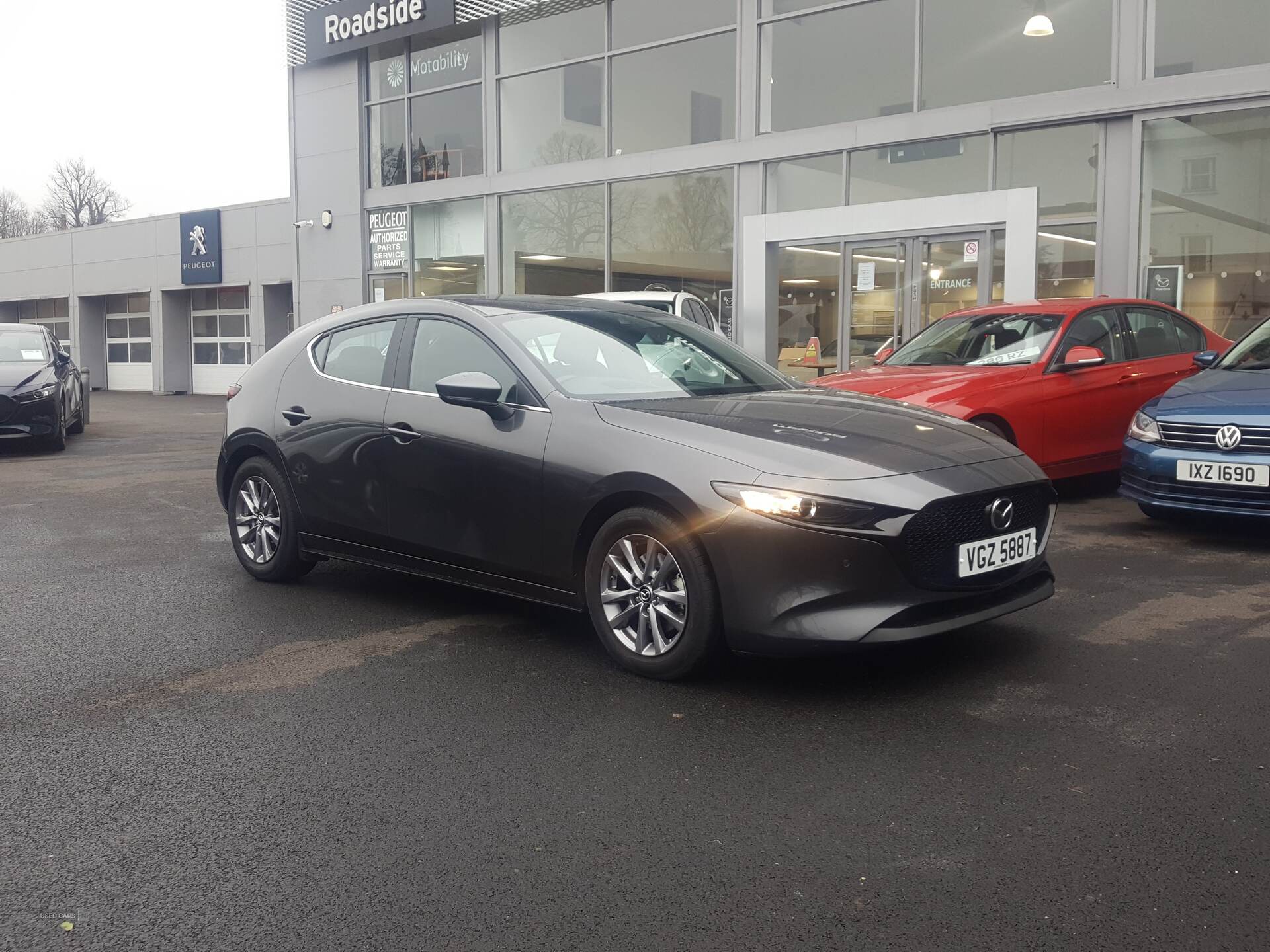 Nov 2021 Mazda 3 2.0 e-Skyactiv G MHEV SE-L Lux 5dr