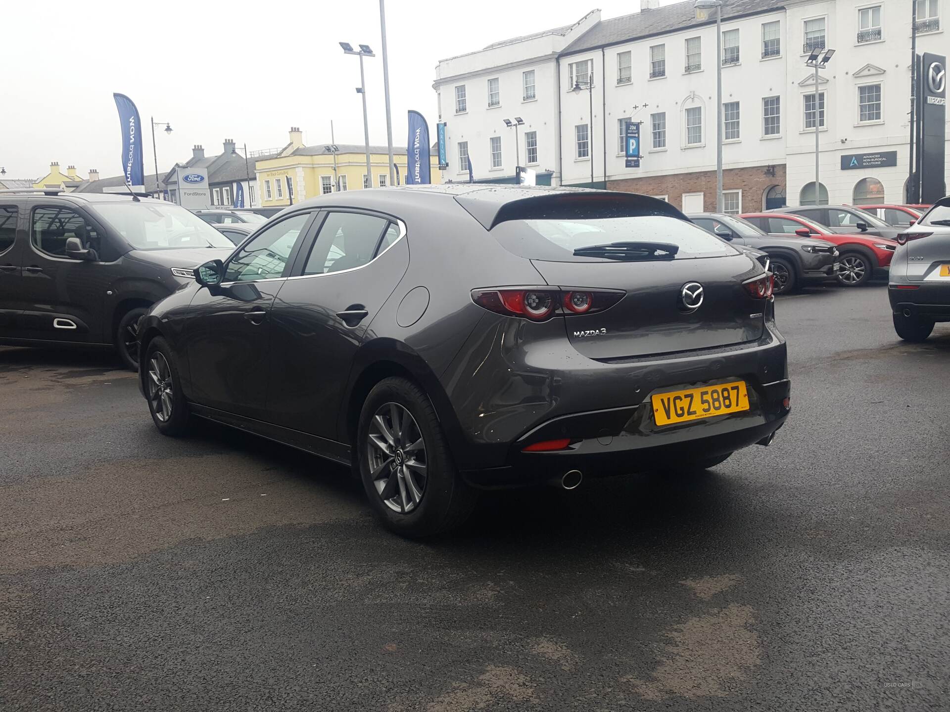 Nov 2021 Mazda 3 2.0 e-Skyactiv G MHEV SE-L Lux 5dr