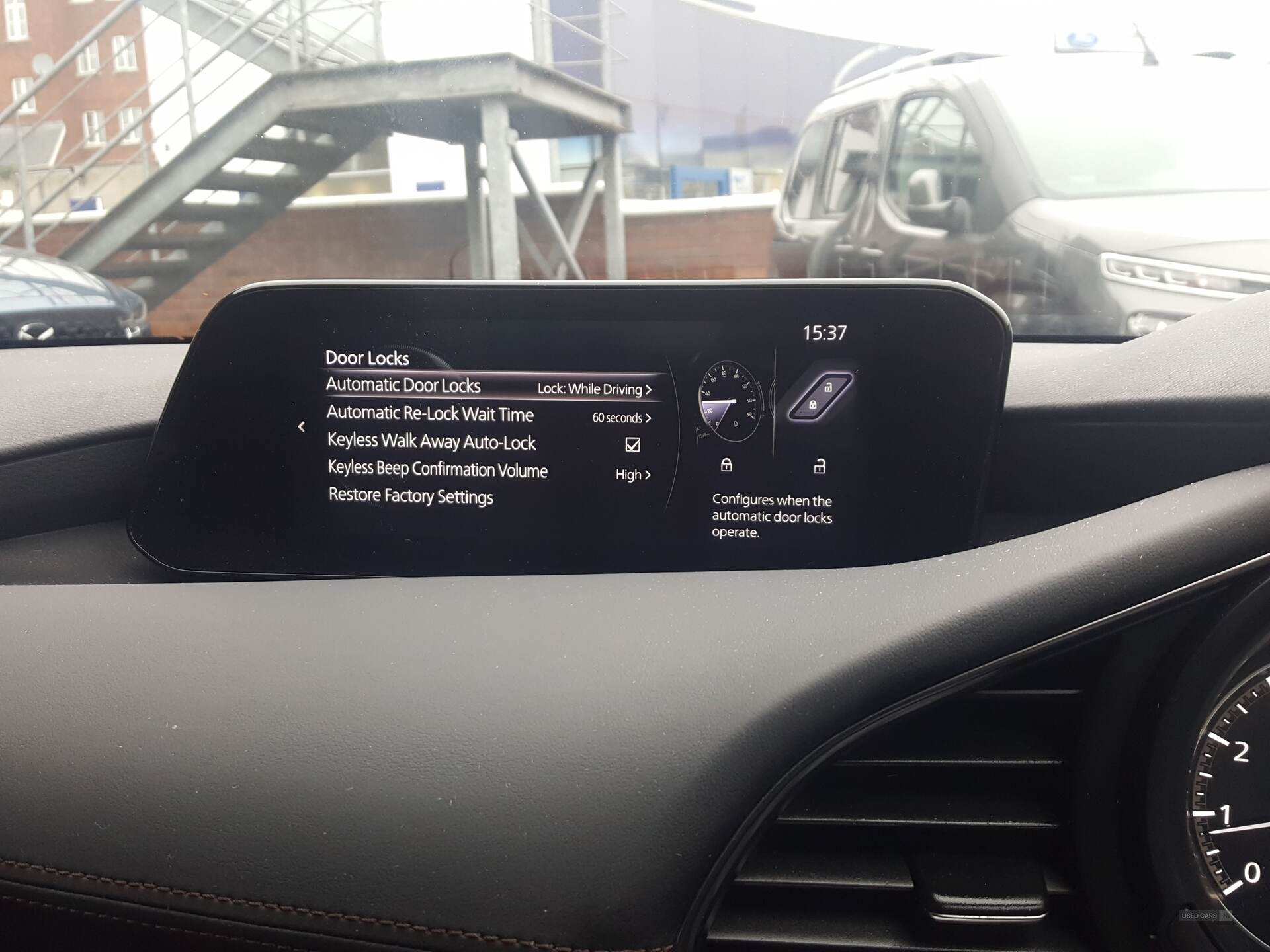 Nov 2021 Mazda 3 2.0 e-Skyactiv G MHEV SE-L Lux 5dr