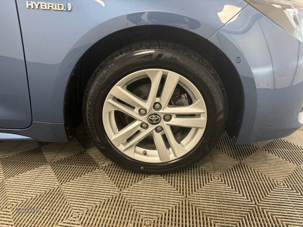 Jan 2021 Toyota Corolla 1.8 VVT-i Hybrid Icon Tech 5dr CVT