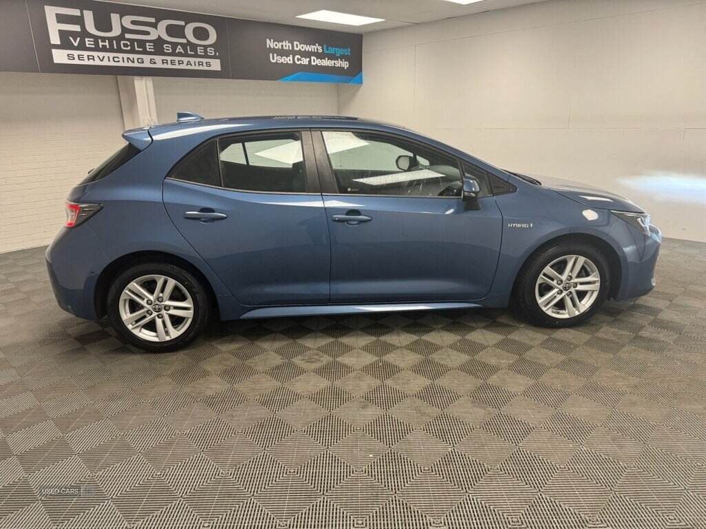 Jan 2021 Toyota Corolla 1.8 VVT-i Hybrid Icon Tech 5dr CVT