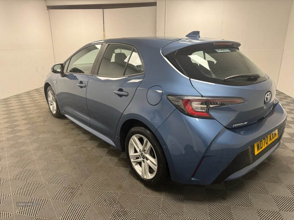 Jan 2021 Toyota Corolla 1.8 VVT-i Hybrid Icon Tech 5dr CVT
