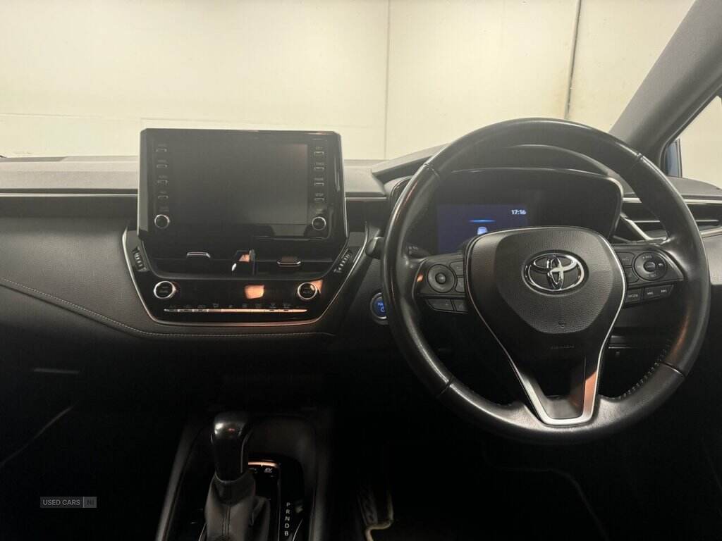Jan 2021 Toyota Corolla 1.8 VVT-i Hybrid Icon Tech 5dr CVT