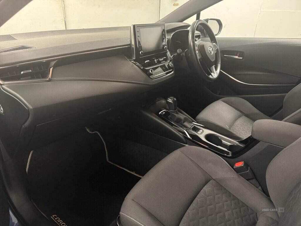 Jan 2021 Toyota Corolla 1.8 VVT-i Hybrid Icon Tech 5dr CVT