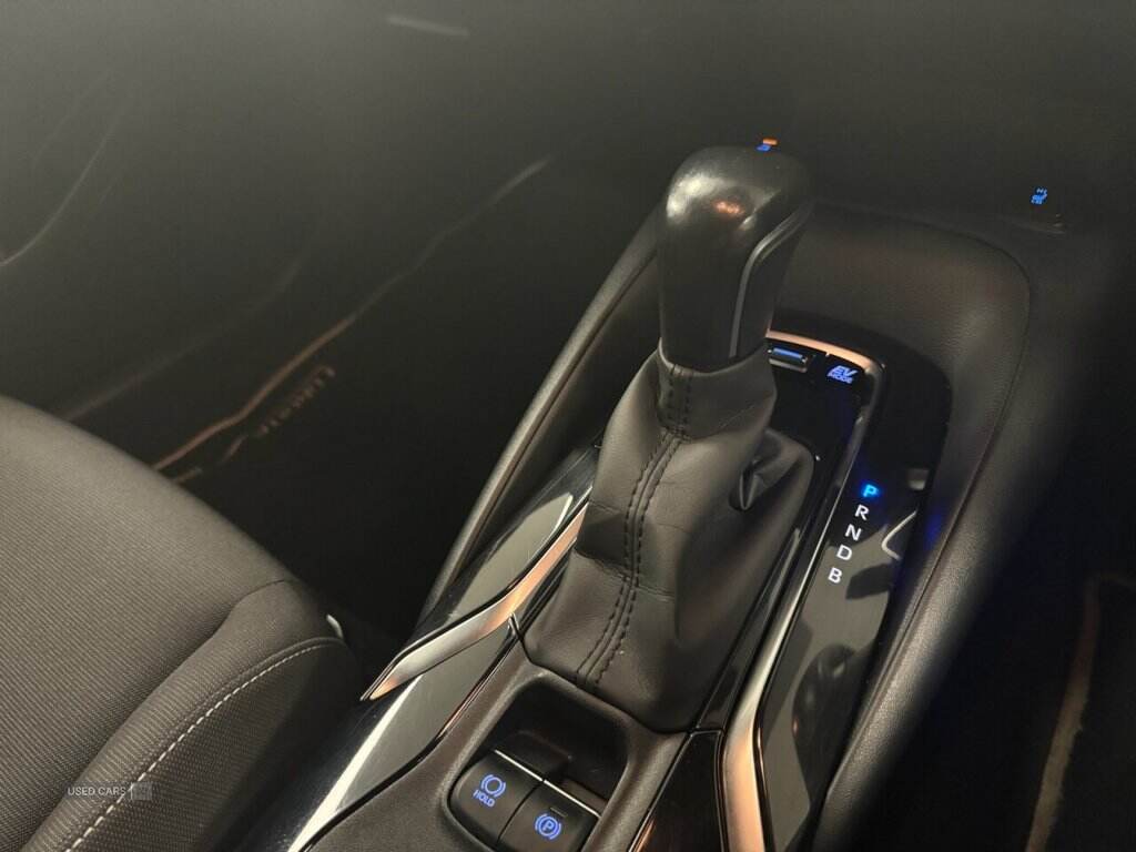 Jan 2021 Toyota Corolla 1.8 VVT-i Hybrid Icon Tech 5dr CVT