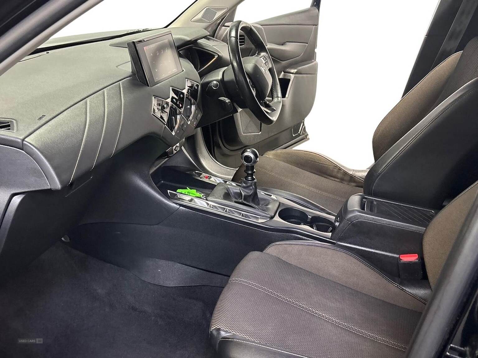 May 2022 DS DS3 CROSSBACK 1.2 Puretech Bastille 5Dr