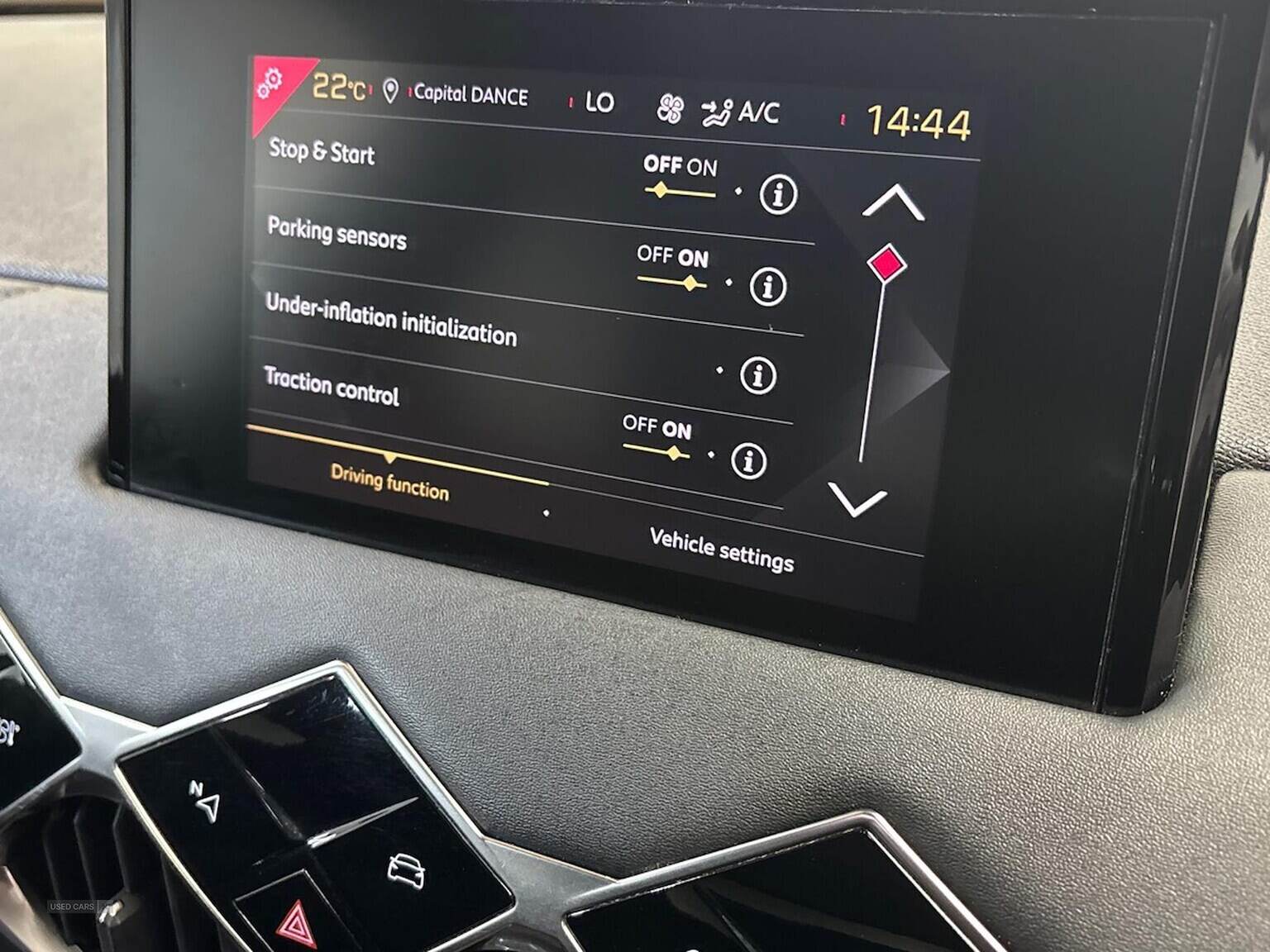 May 2022 DS DS3 CROSSBACK 1.2 Puretech Bastille 5Dr
