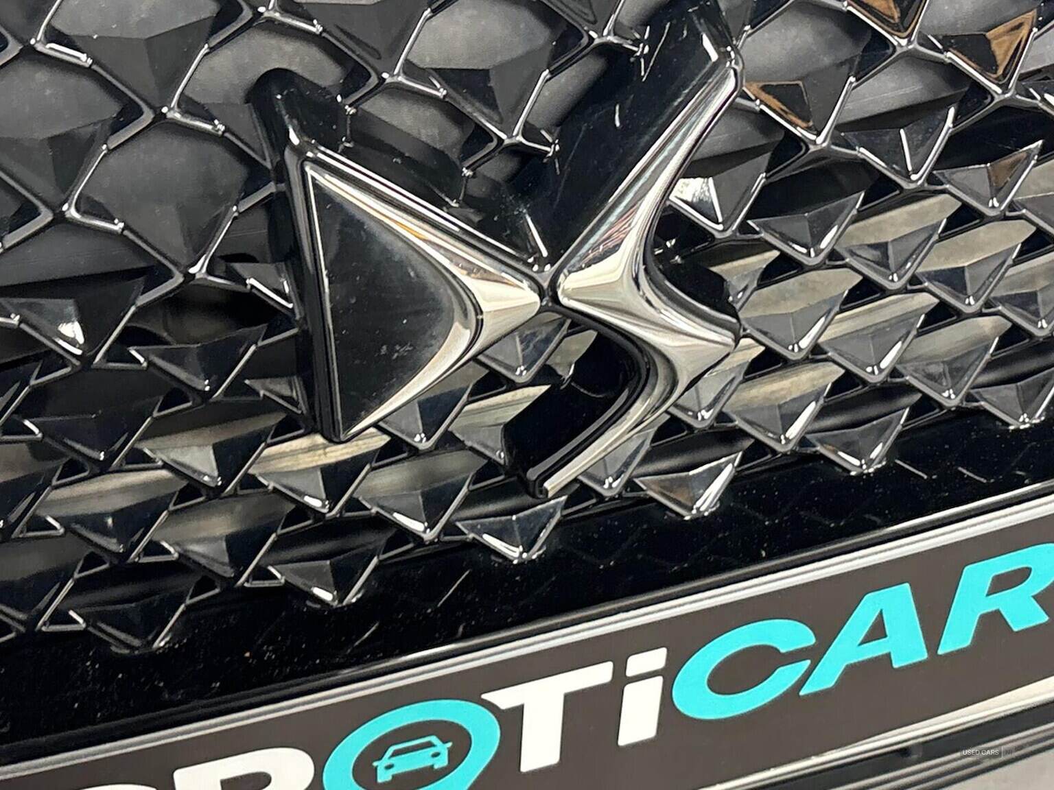 May 2022 DS DS3 CROSSBACK 1.2 Puretech Bastille 5Dr