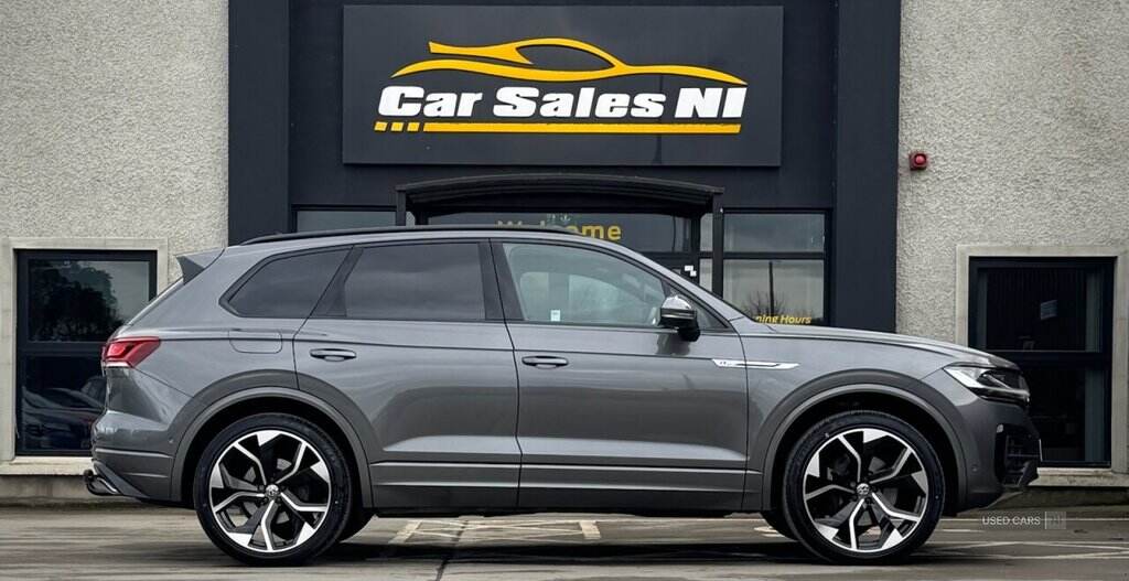 Mar 2021 Volkswagen Touareg 3.0 V6 TDI 4Motion R-Line Tech 5dr Tip Auto