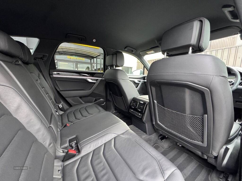 Mar 2021 Volkswagen Touareg 3.0 V6 TDI 4Motion R-Line Tech 5dr Tip Auto