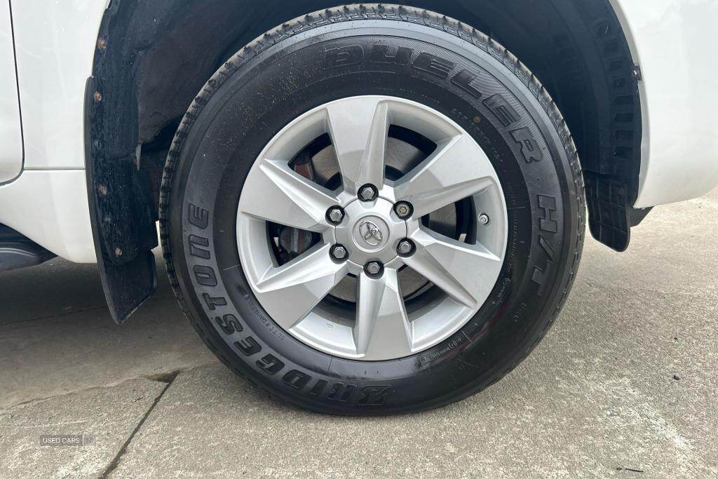 Oct 2021 Toyota Land Cruiser 2.8 D-4D 204 Active 5dr Auto 7 Seats