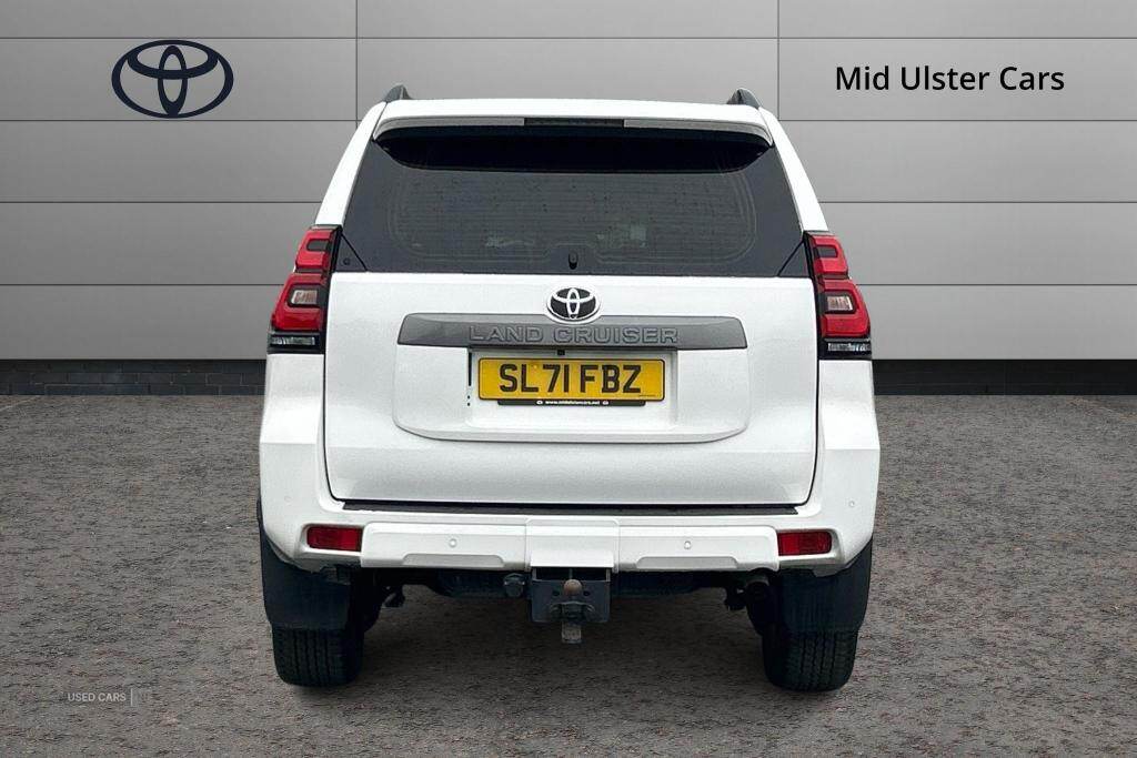 Oct 2021 Toyota Land Cruiser 2.8 D-4D 204 Active 5dr Auto 7 Seats