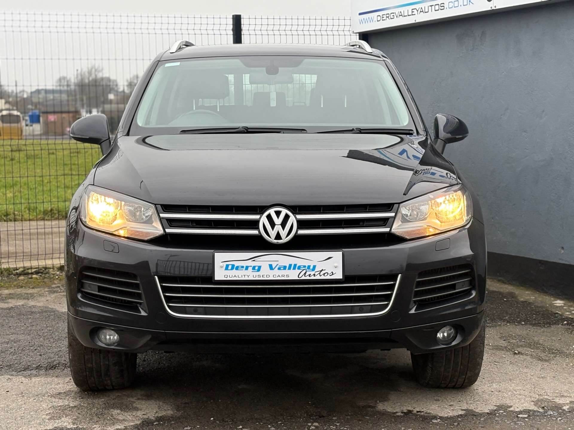 Dec 2013 Volkswagen Touareg 3.0 V6 TDI SE 5dr Tip Auto