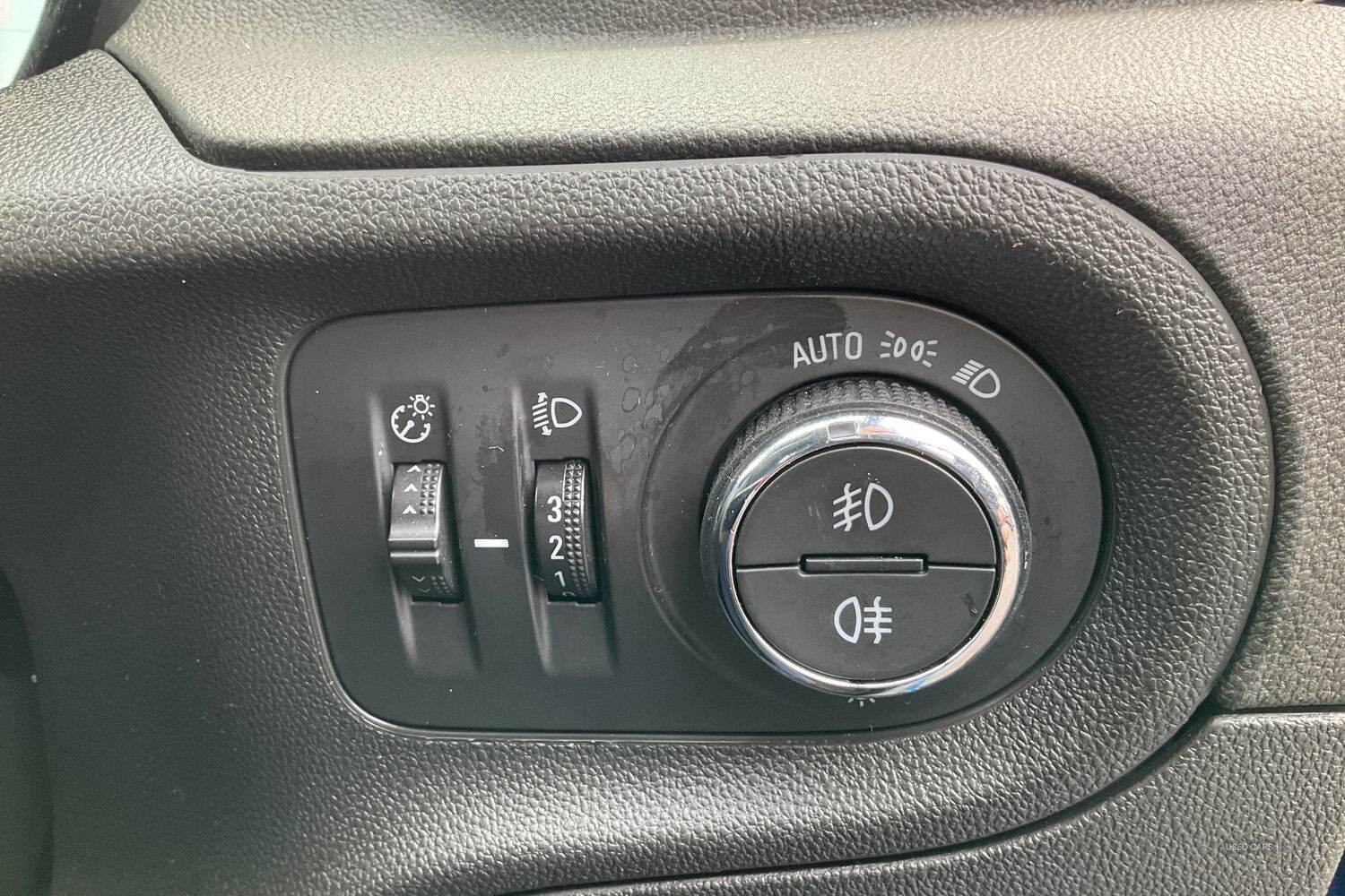 Oct 2019 Vauxhall Grandland X 1.2 Turbo SE 5dr