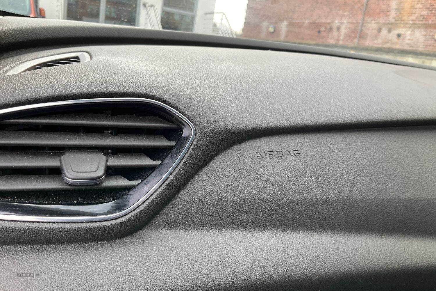 Oct 2019 Vauxhall Grandland X 1.2 Turbo SE 5dr