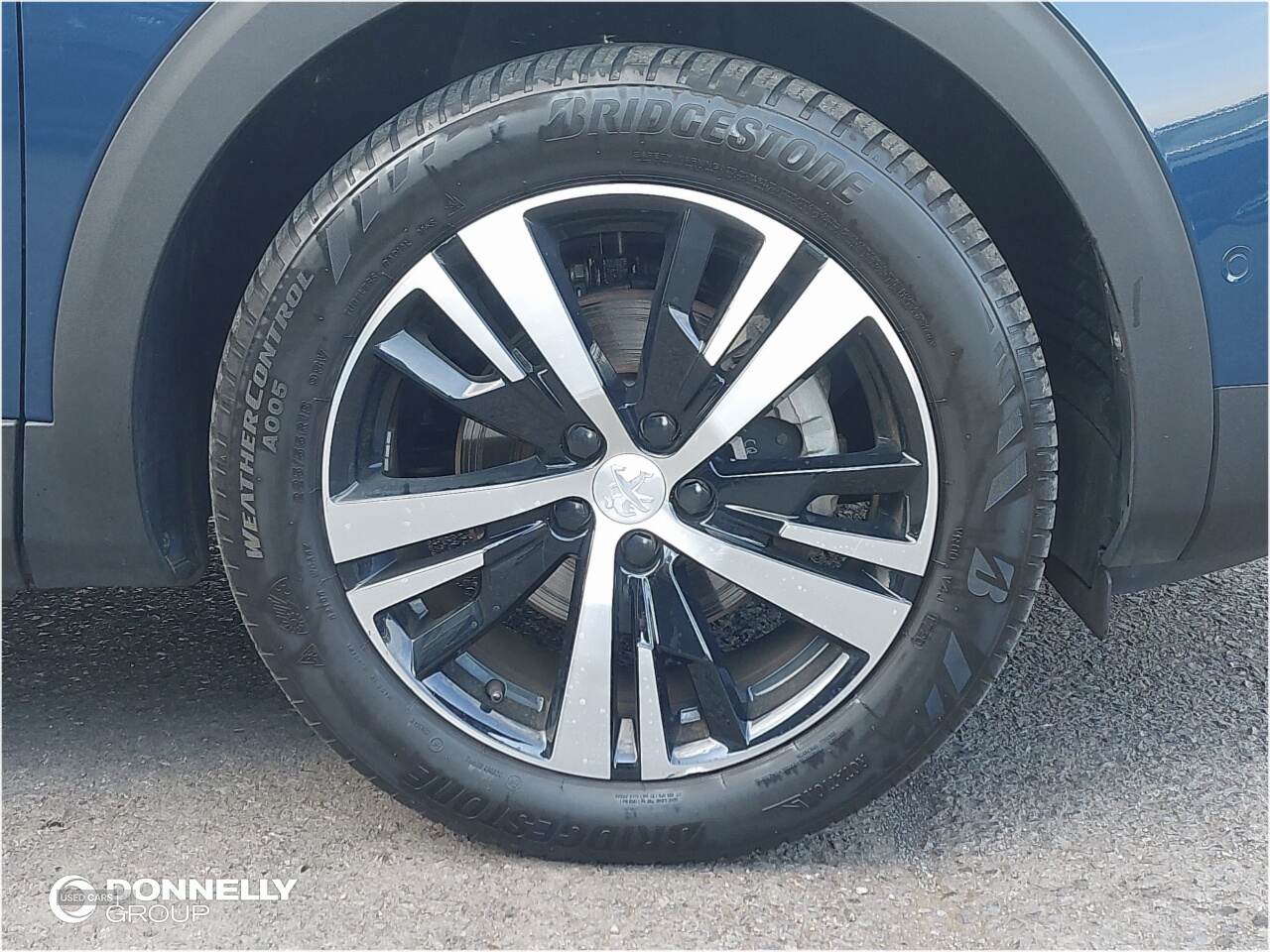 Oct 2023 Peugeot 3008 1.2 Hybrid 136 GT 5dr e-DSC6