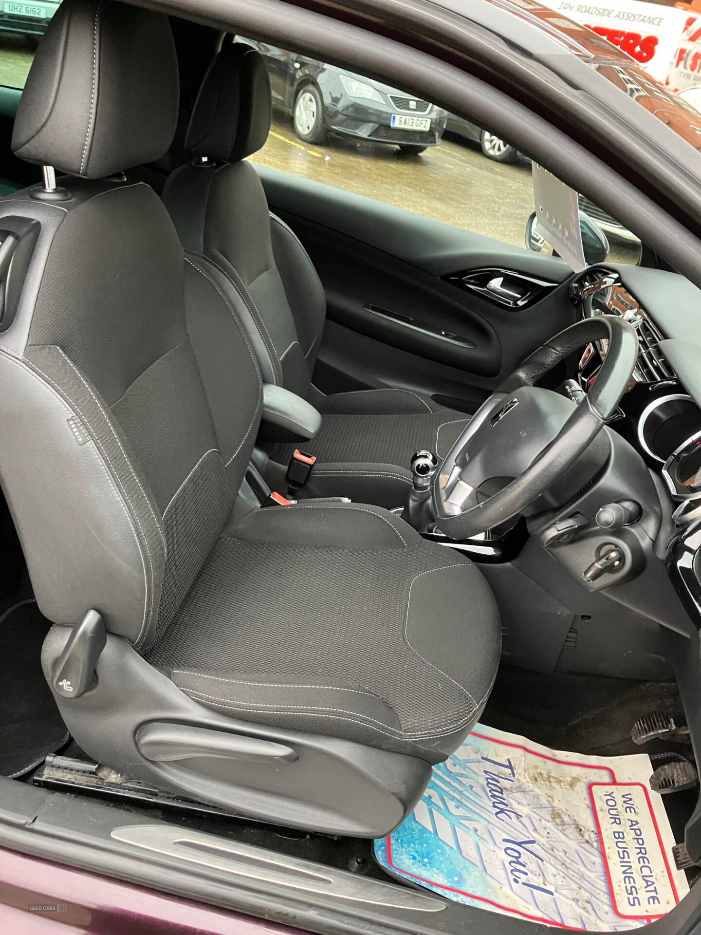 Nov 2014 Citroen DS3 1.6 e-HDi Airdream DStyle Plus 3dr
