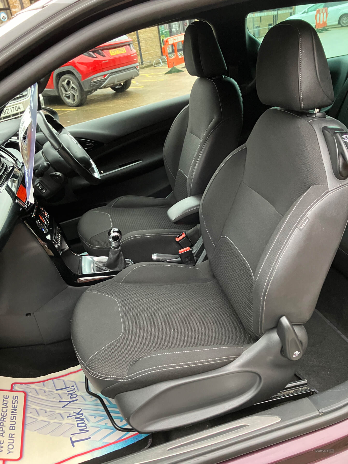 Nov 2014 Citroen DS3 1.6 e-HDi Airdream DStyle Plus 3dr