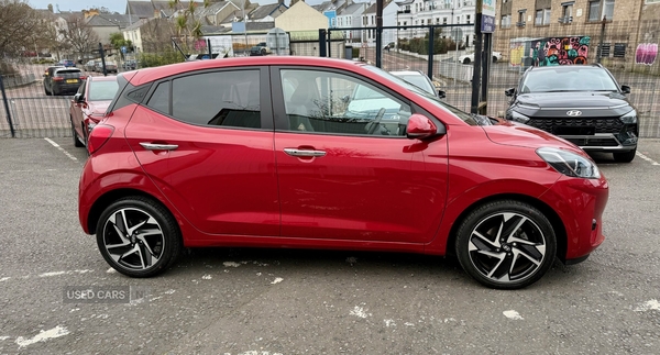 Hyundai i10 HATCHBACK in Down