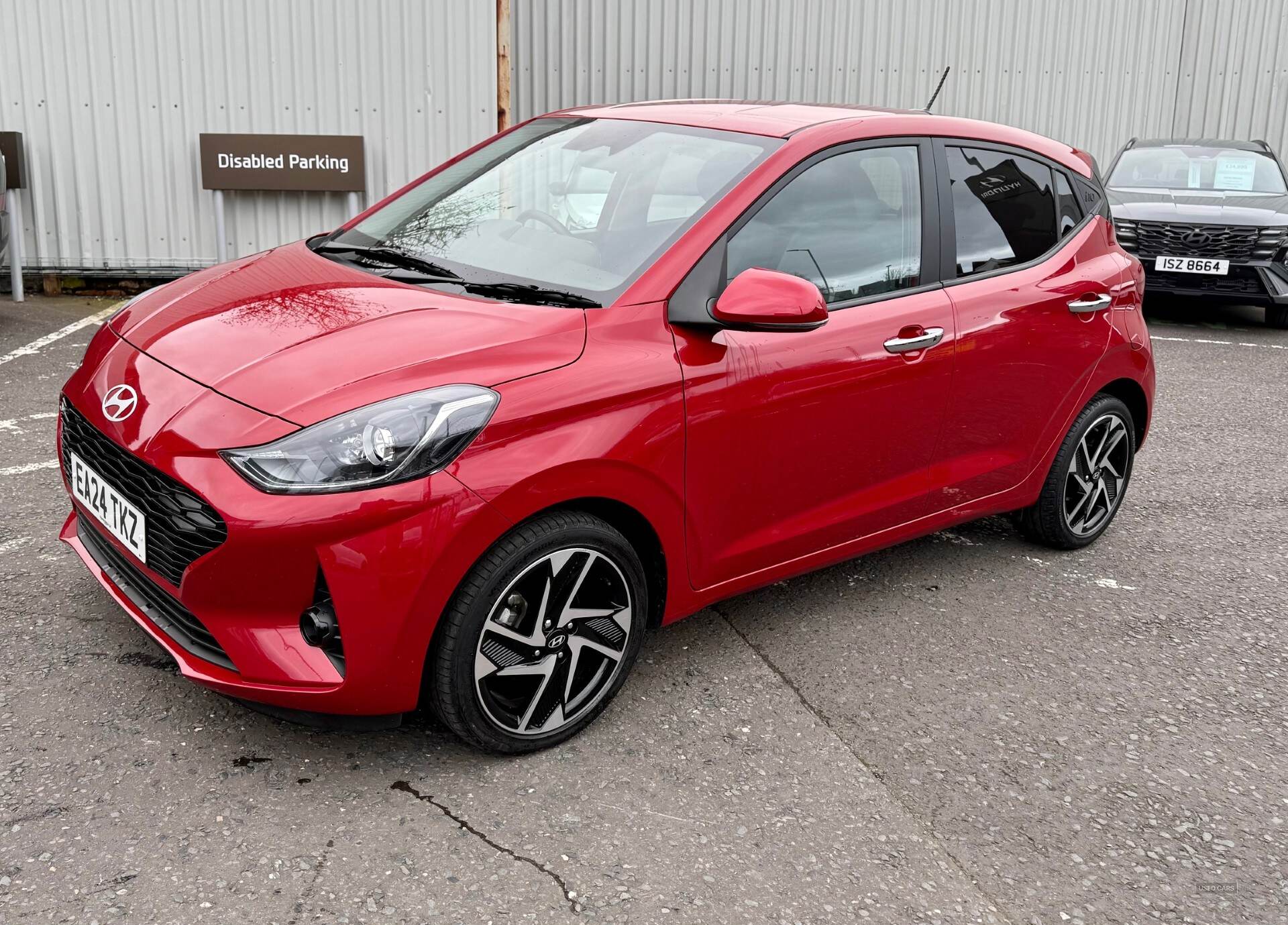 Hyundai i10 HATCHBACK in Down