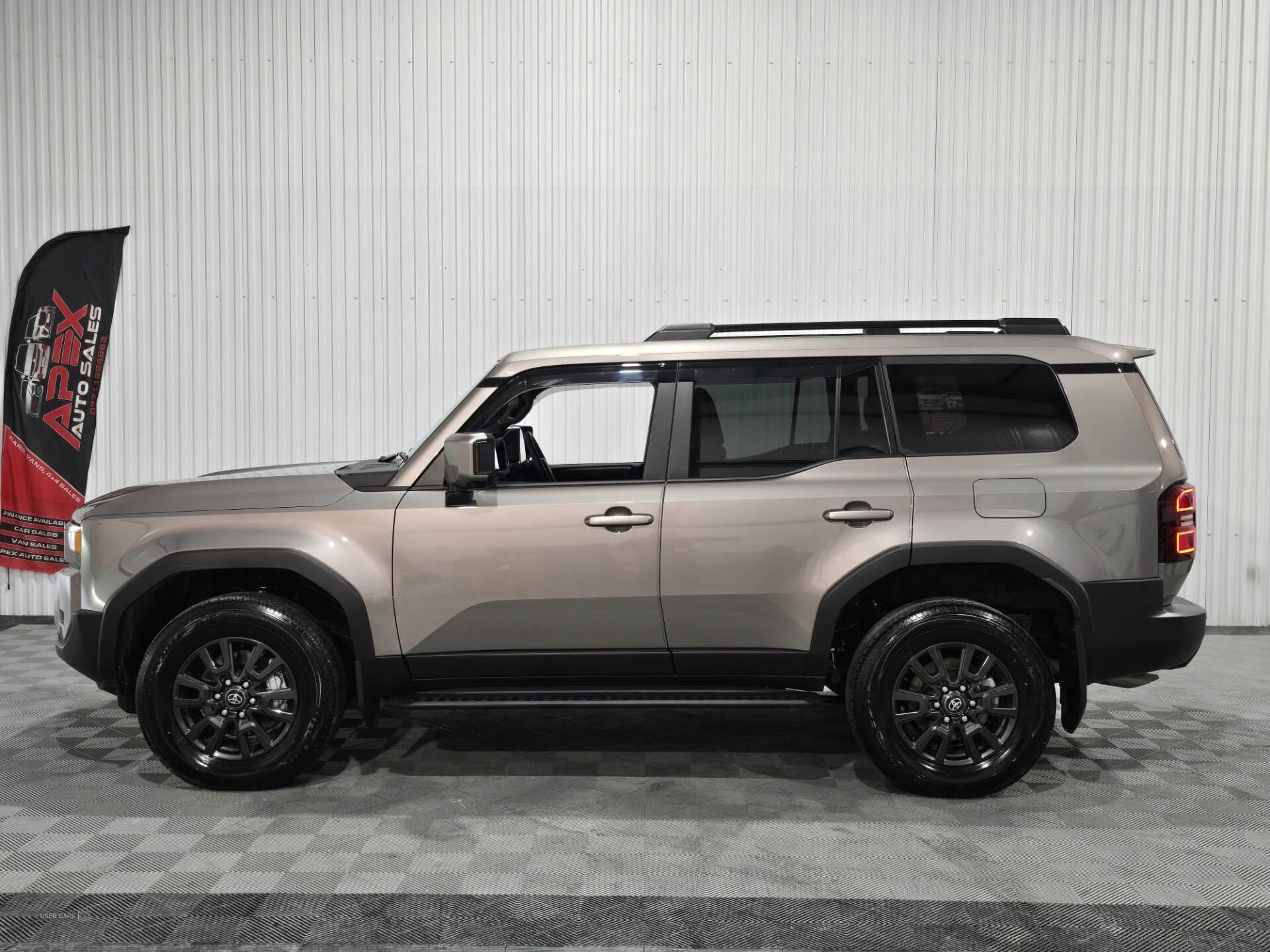 Feb 2025 Toyota Land Cruiser Lc250 TOP SPEC