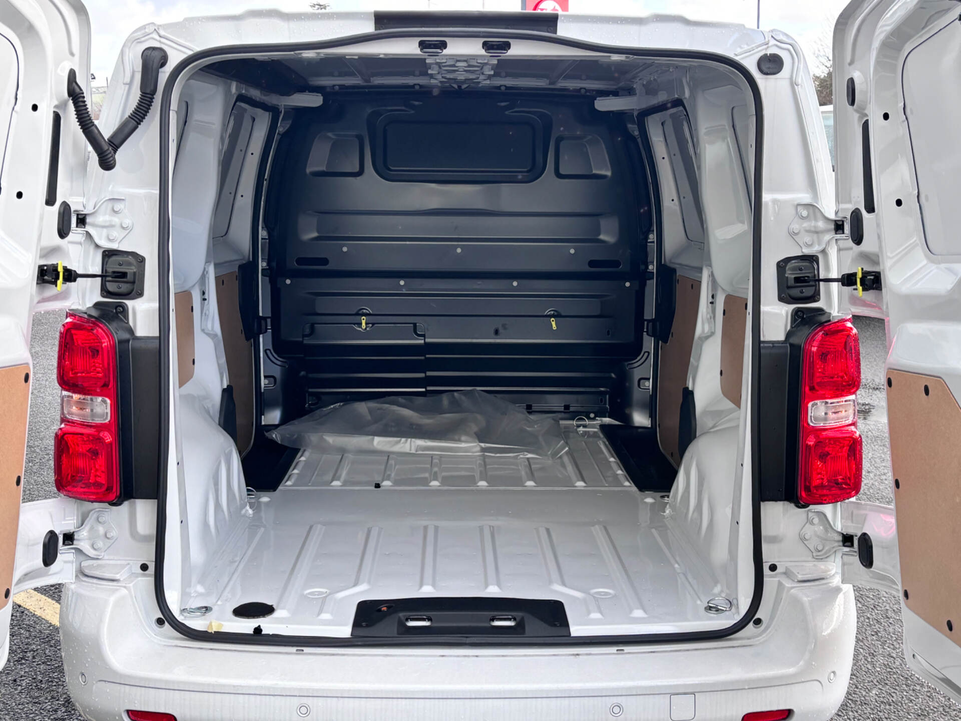 Feb 2025 Vauxhall Vivaro L1H1 2.0TURBO DIESEL 145BHP 1400KG PRO