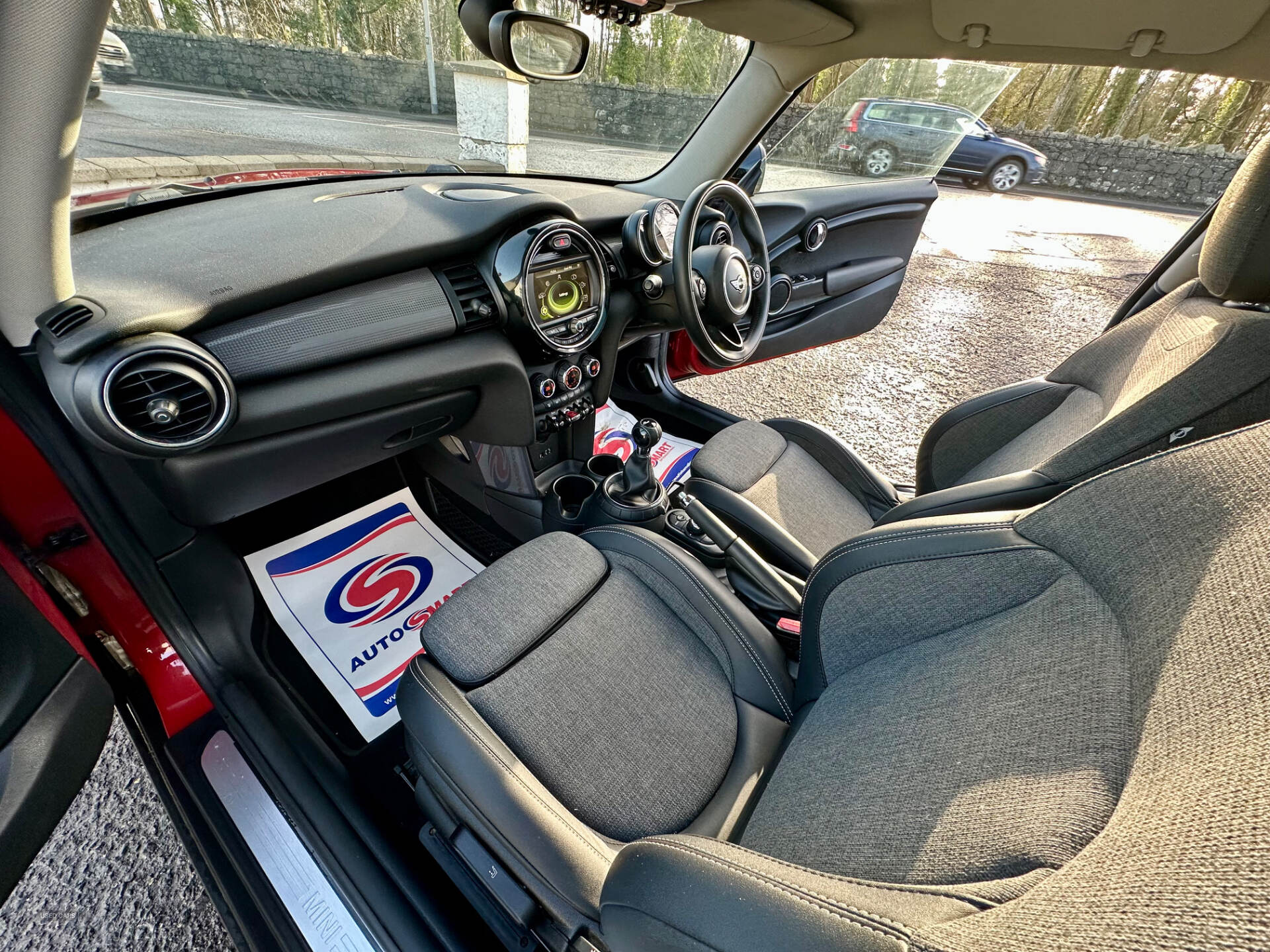 Sep 2014 MINI Hatch 1.5 Cooper D 3dr