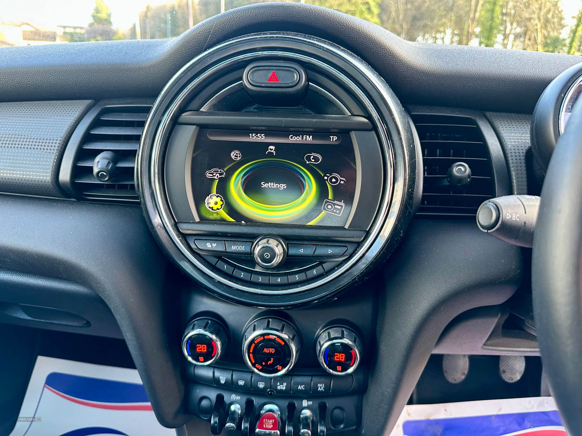 Sep 2014 MINI Hatch 1.5 Cooper D 3dr