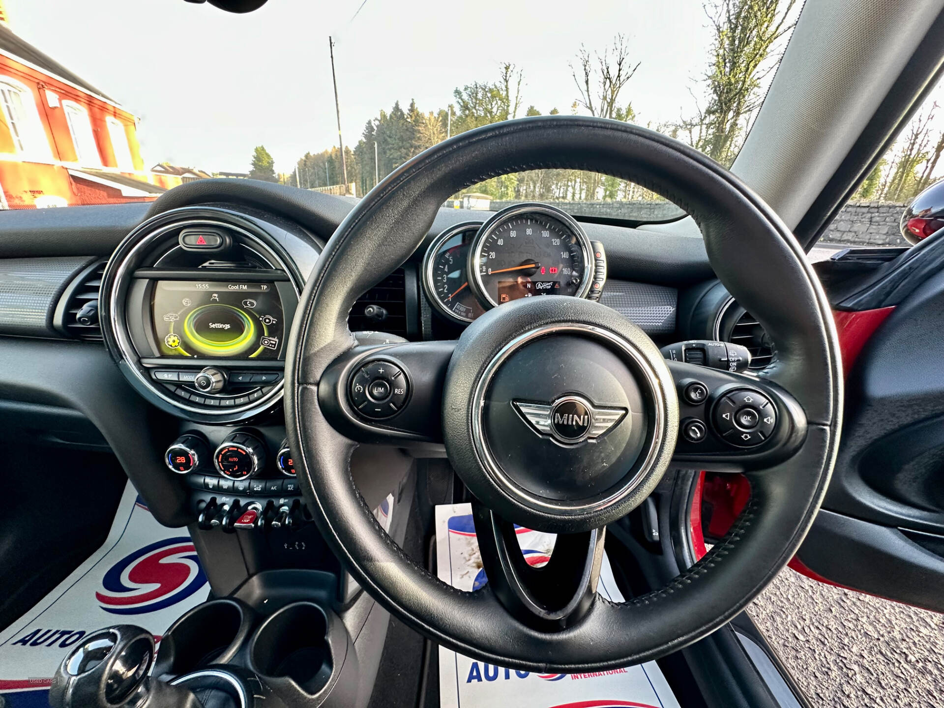 Sep 2014 MINI Hatch 1.5 Cooper D 3dr