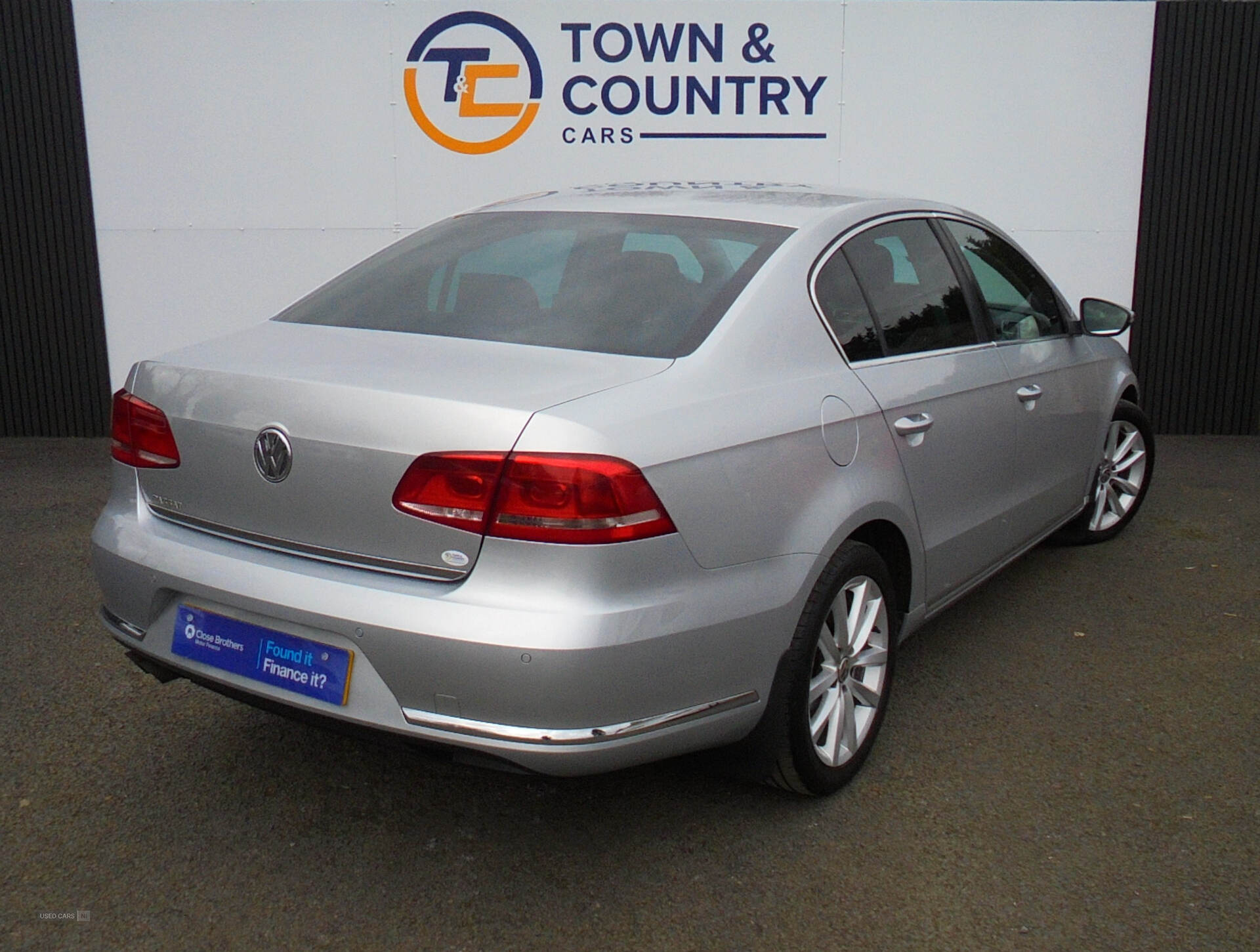 Volkswagen Passat DIESEL SALOON in Antrim