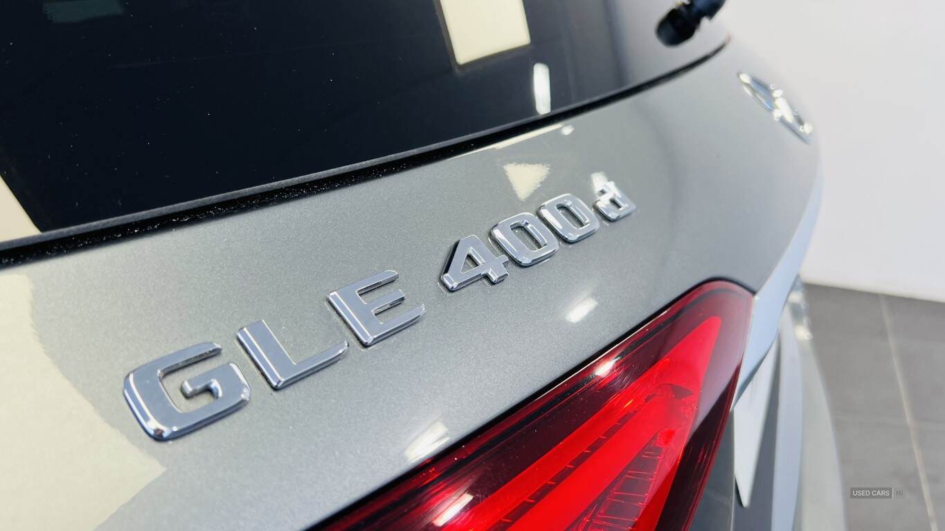Jul 2022 Mercedes-Benz GLE GLE 400d 4Matic AMG Line Prem + 5dr 9G-Tron [7 St]