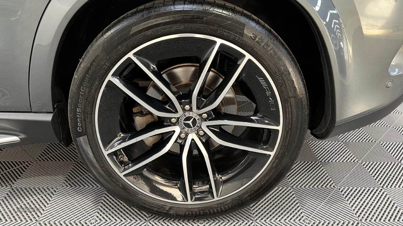 Jul 2022 Mercedes-Benz GLE GLE 400d 4Matic AMG Line Prem + 5dr 9G-Tron [7 St]