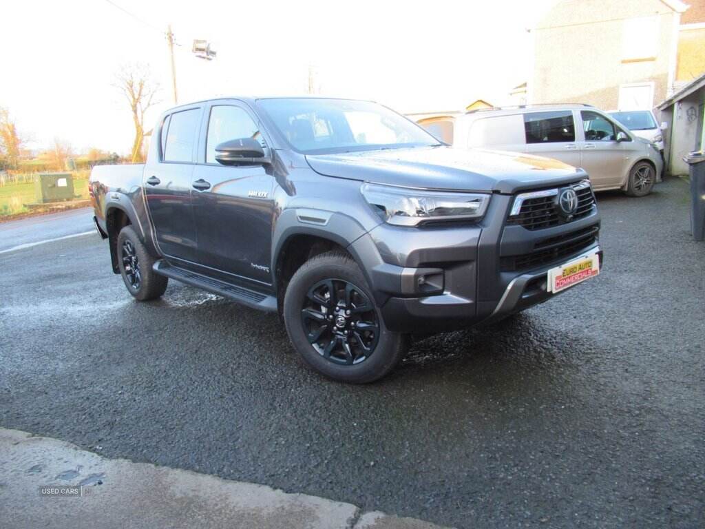 Jan 2025 Toyota Hi-lux Invincible X D/Cab Pick Up 2.8 Hybrid 48V Auto