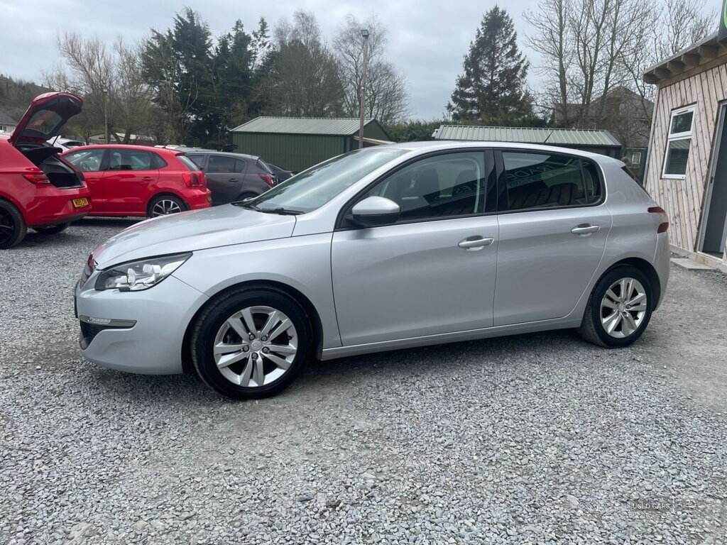 Sep 2014 Peugeot 308 1.6 HDi 92 Active 5dr