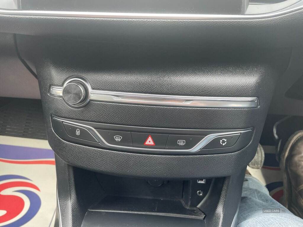 Sep 2014 Peugeot 308 1.6 HDi 92 Active 5dr